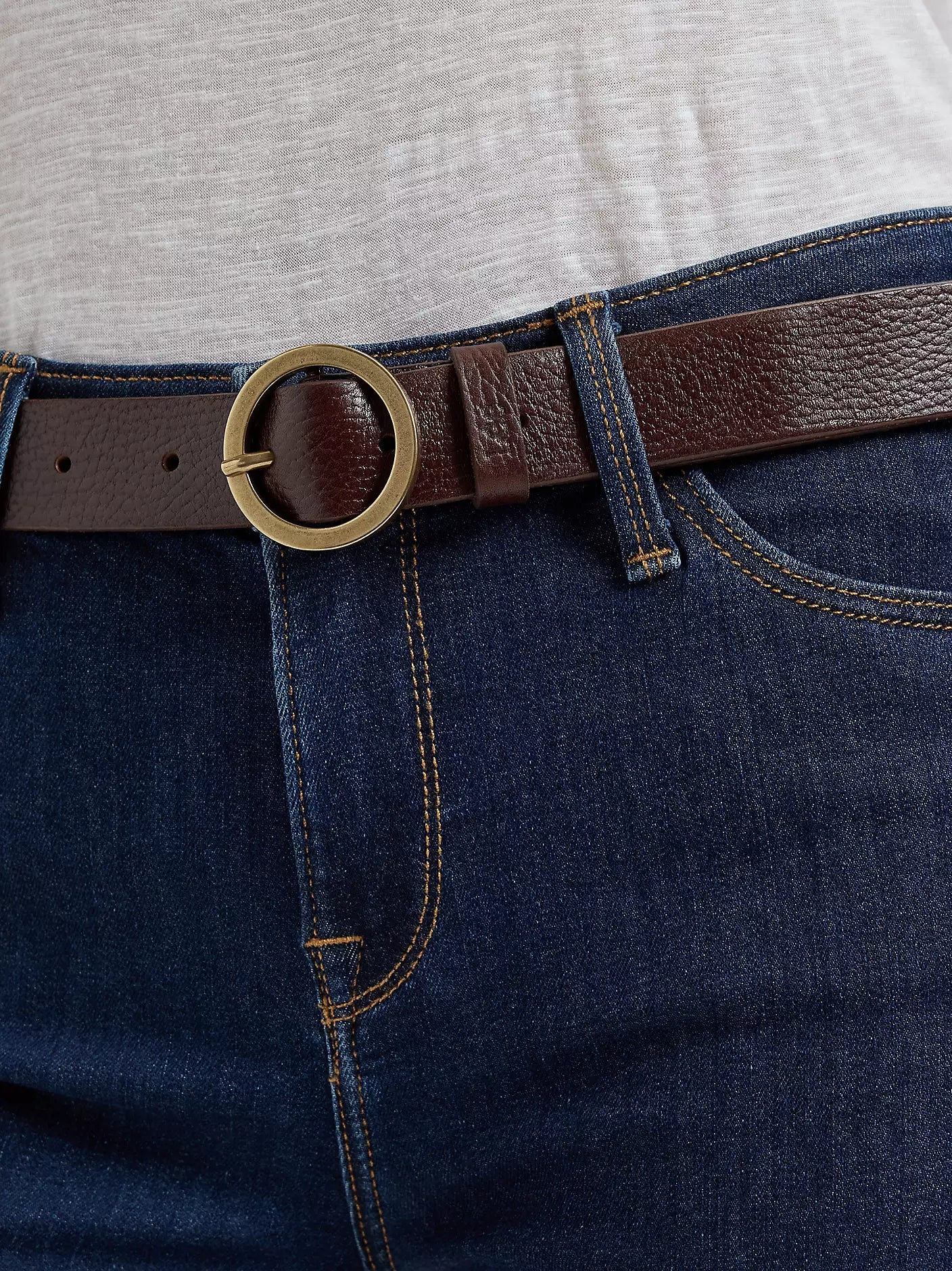 LEE ROUND BUCKLE BELT DARK BROWN
